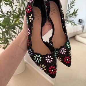 Floral Embroidered Women's Shoes